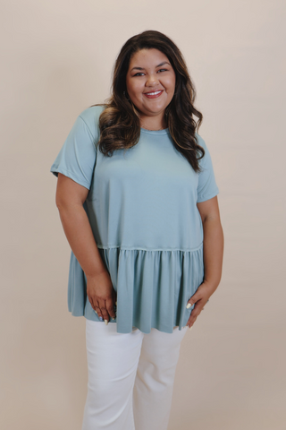 Skyline Views Top in Plus