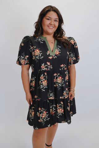 Vintage Garden Bloom in Plus