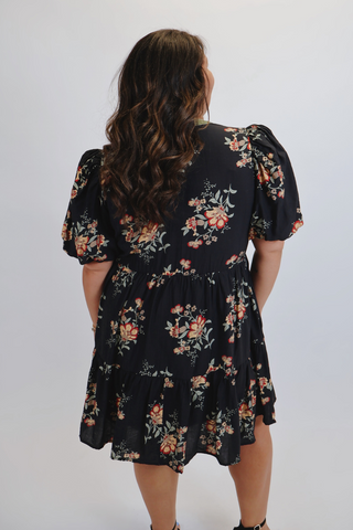 Vintage Garden Bloom in Plus