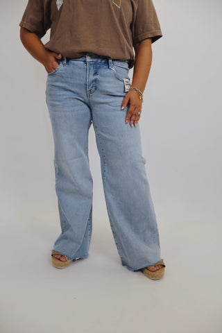 Andrea Low Rise Wide Leg Jeans