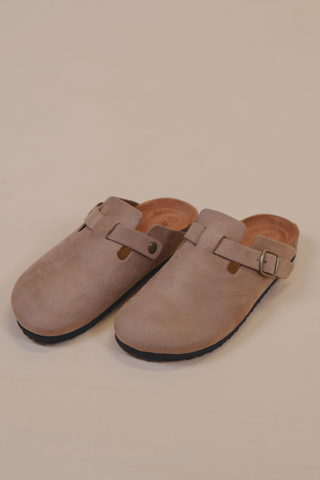 Regis Clog