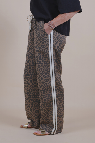 MOCHA LEOPARD PRINT PANTS
