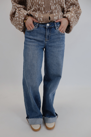 Cali Low Rise Wide Leg Jeans