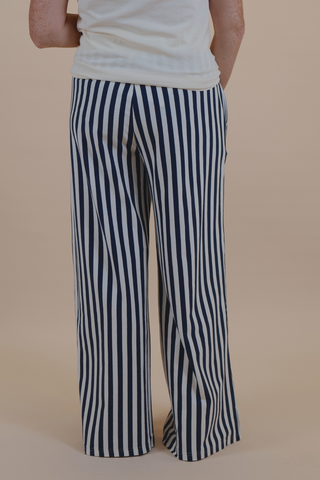Laid-Back Lines Wide-Leg Pants