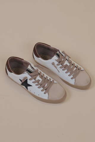 Pamela Vintage Star Sneaker