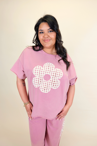 Flower Lace Top in Plus