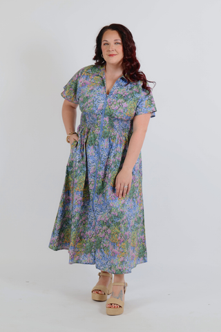 Meadow Path Floral Midi Dress – Plus