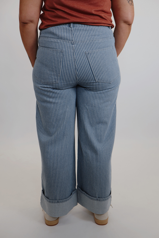 Coastal Stride Cuffed Denim Pants