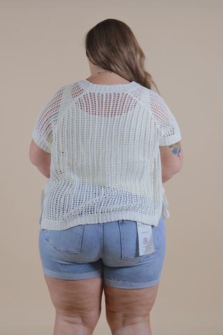 Ivory Coast Bow Knit Top in Plus