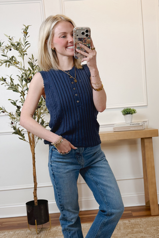 Scallop Trim Button Tank