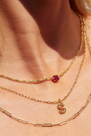Cailin Gold Pendant Necklace in Red Crystal