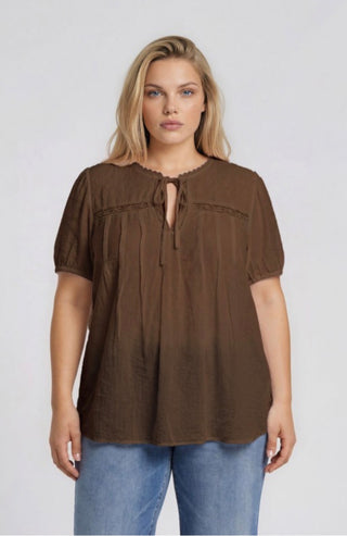 Mocha Meadow Top in Plus