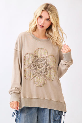 Sadie Mineral Wash Flower Sweatshirt