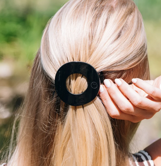 Medium Flat Circle Hair Clip