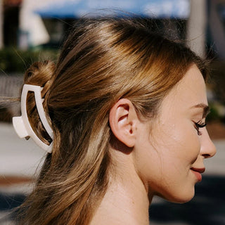 Medium Open Hair Clip