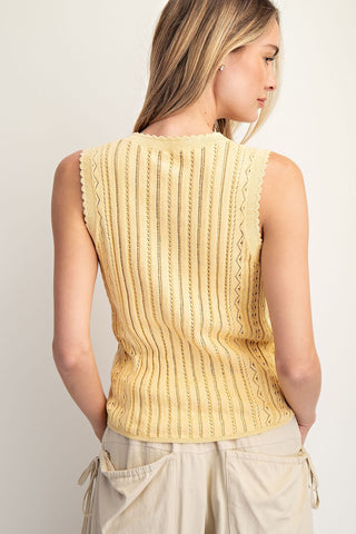 Scallop Trim Button Tank