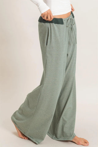 Holiday Hideaway Lounge Pants