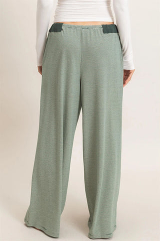 Holiday Hideaway Lounge Pants